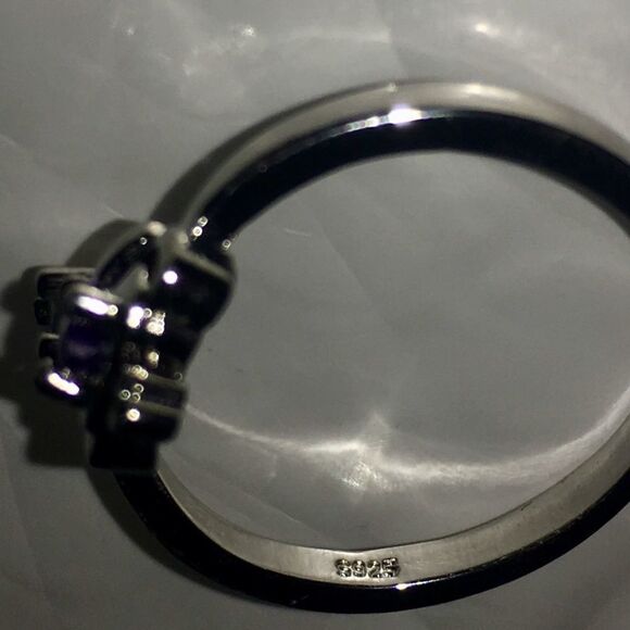 Royal Ring - Picture 7 of 8